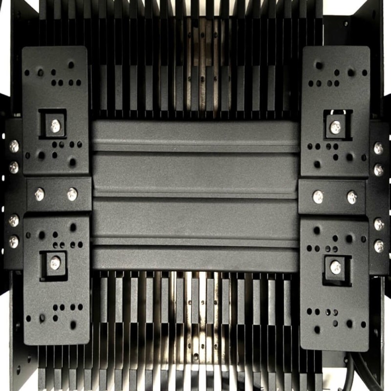 Comprar Focos LED Estadio 500W Philips Driver - Proyector MATRIX 20º